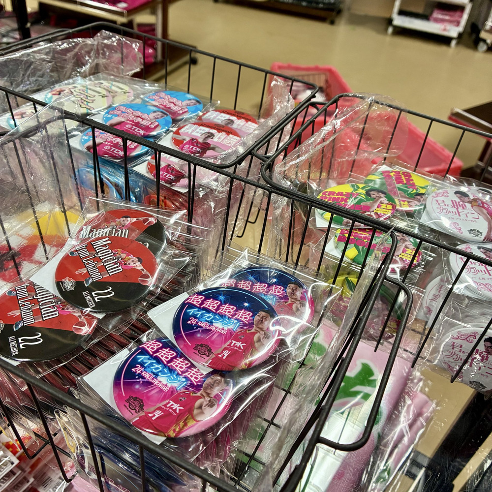 2025-26_キャッチコピー缶バッジ 詳細画像 #1 MCLEAN 5