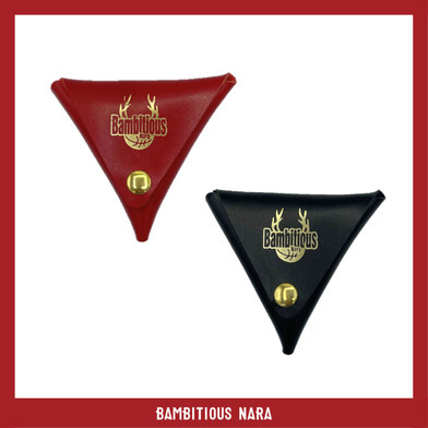 レザー三角コインケース（ブラック/レッド）