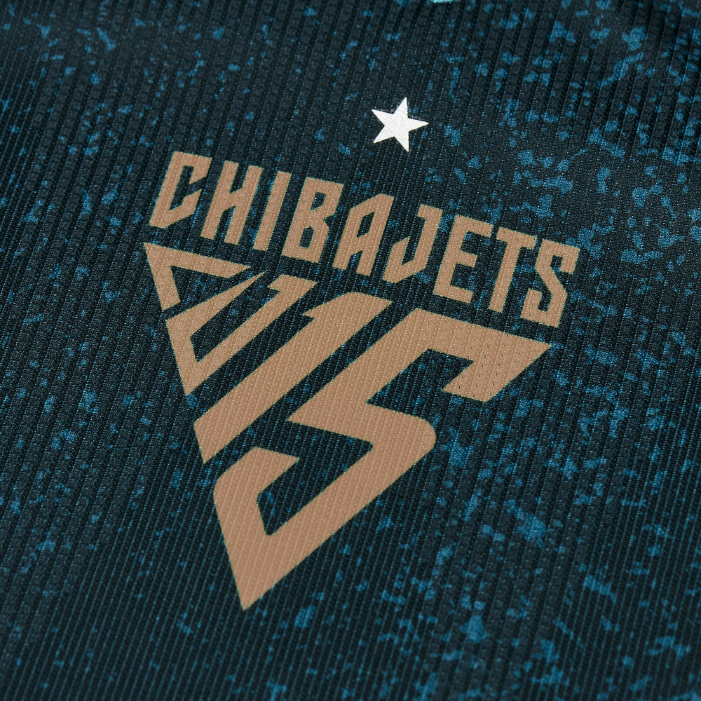 【11/21(金)12時予約開始】15周年記念オーセンティックユニフォーム（2025-26）ネームナンバー加工なし 詳細画像 ONE 2