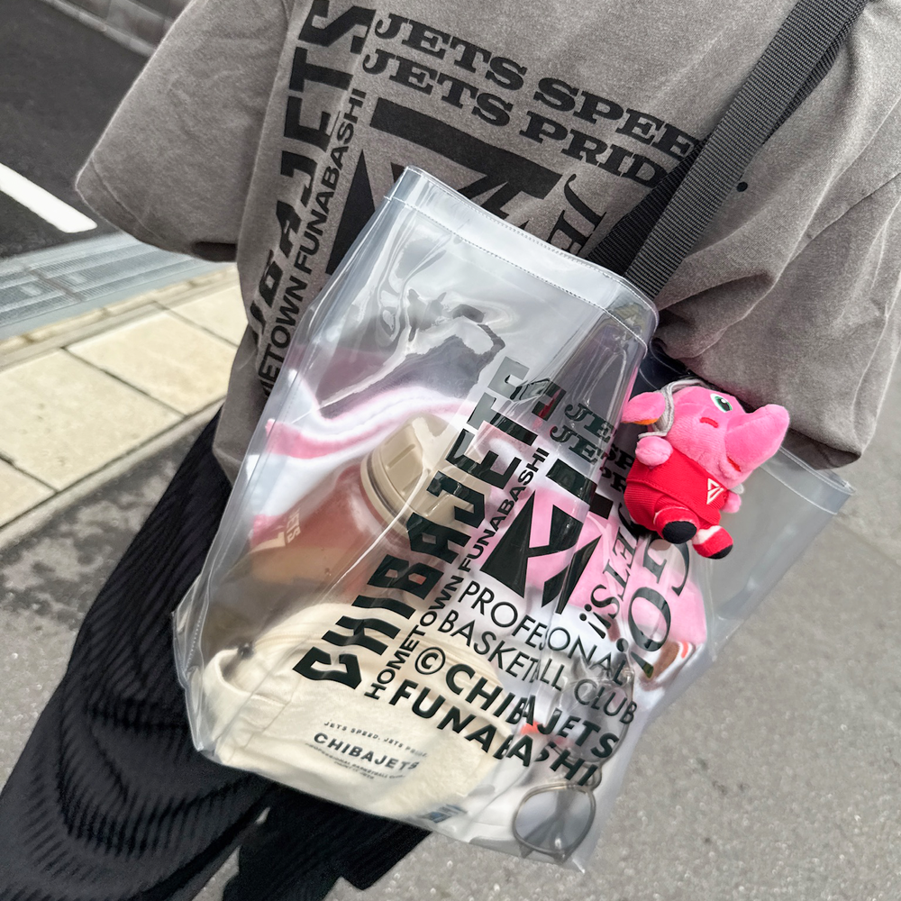 ﾀｲﾎﾟｸﾞﾗﾌｨｰﾛｺﾞ ｸﾘｱﾄｰﾄﾊﾞｯｸﾞ 詳細画像 ONE 3
