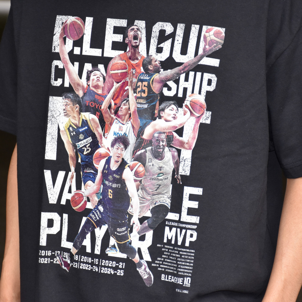 【全2色】B.LEAGUE 10th ANNIVERSARY CHAMPIONSHIP MVP T-shirt 詳細画像 ブラック 3
