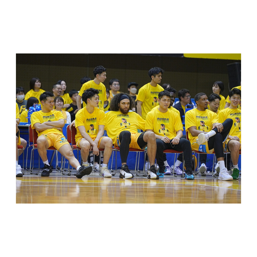 【すぐにお届け！】岡田優介引退記念セレモニーTシャツ 詳細画像 2