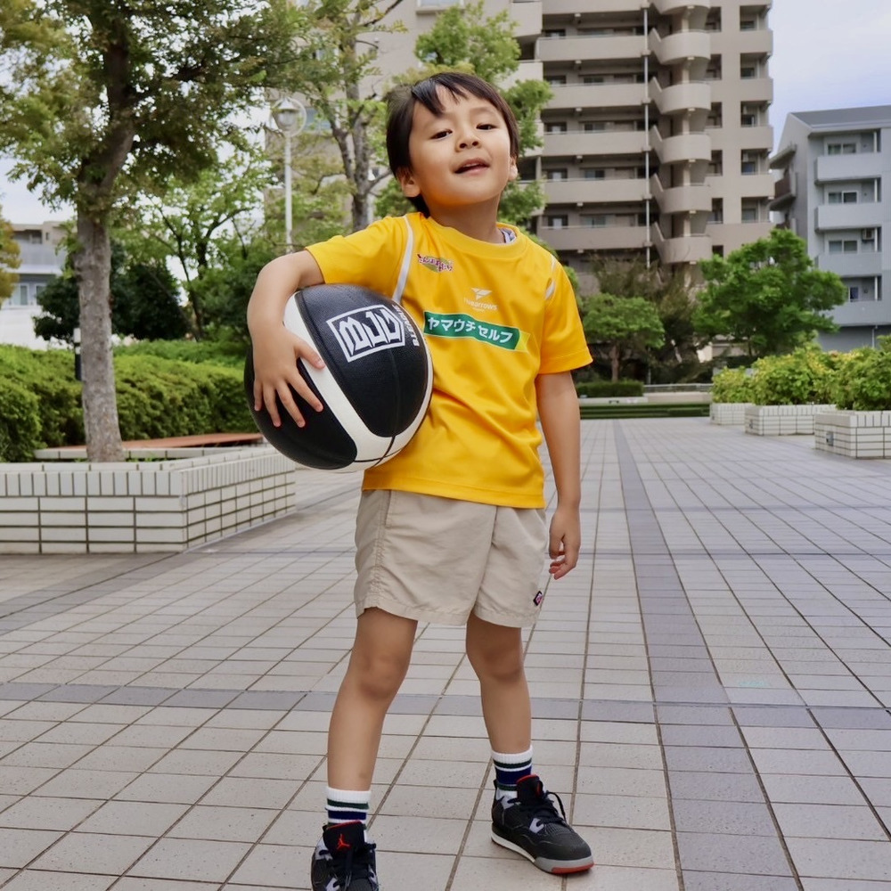 【展示品】キッズユニフォーム(HOME)ネーム＆ナンバーなし 詳細画像 3