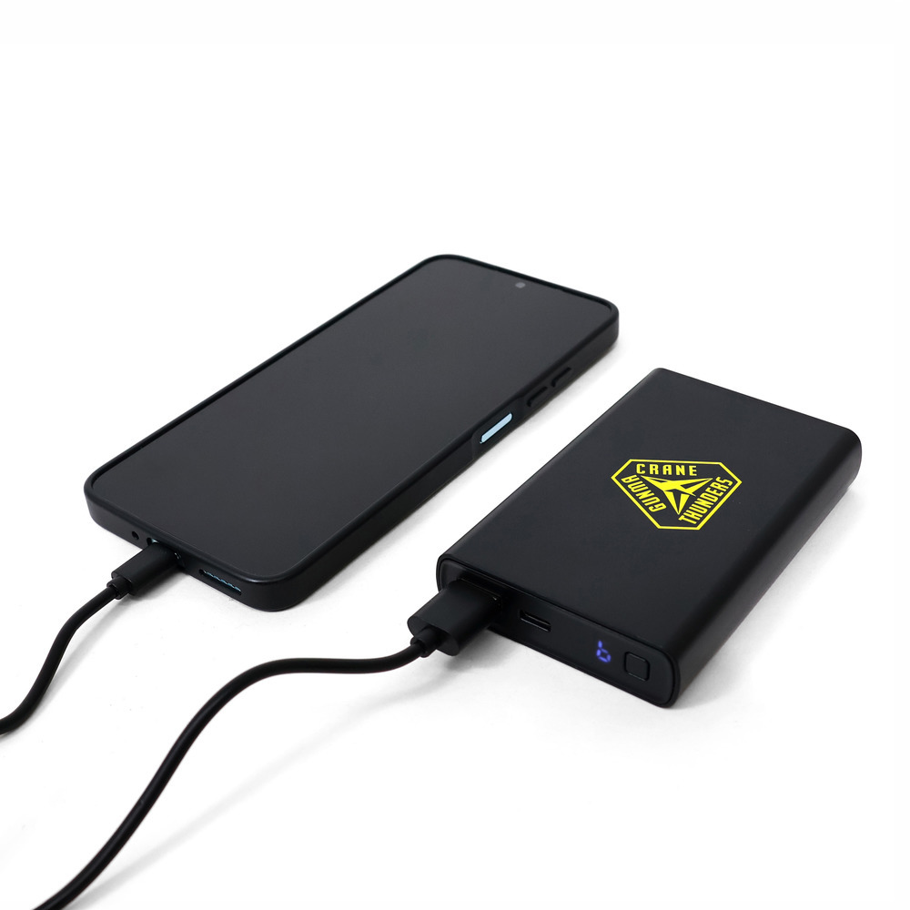 【EC限定】 バッテリー残量が数値でわかる モバイルチャージャー 2025-26 詳細画像 プライマリーロゴ(イエロー) 2