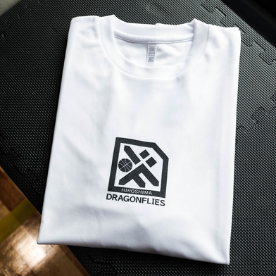 18時より販売開始！【選手同モデル】Tシャツ(white/black)