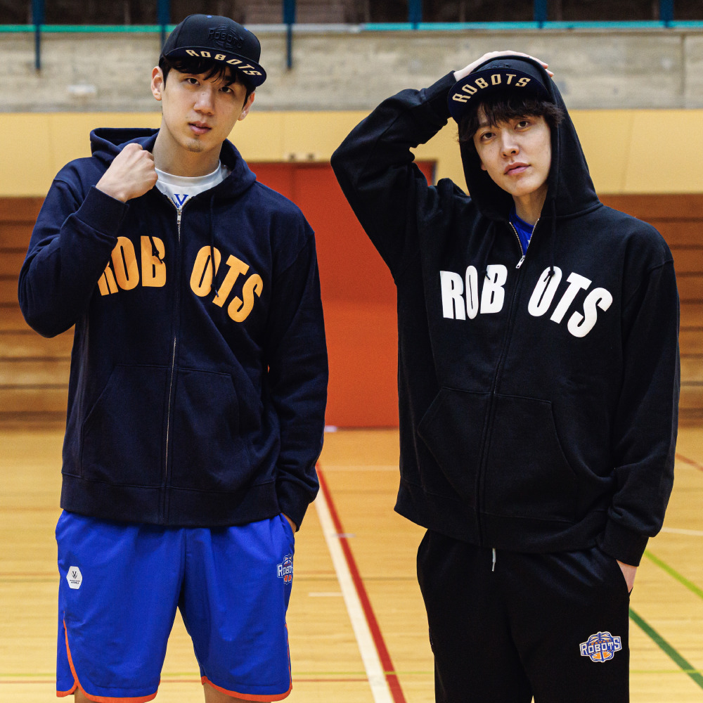 ROBOTS ロゴジップアップパーカー 詳細画像 ブラック 2