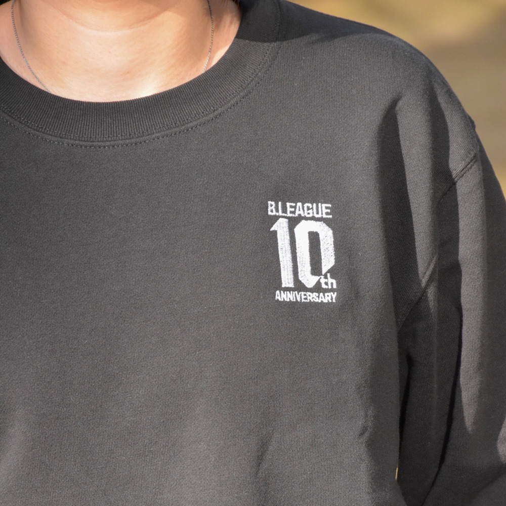 【全2色】B.LEAGUE 10th ANNIVERSARY History of Winners　Crew Sweat 詳細画像 ブラック 3