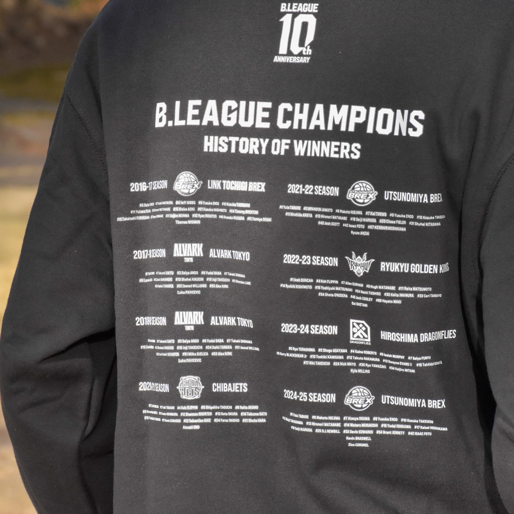 【全2色】B.LEAGUE 10th ANNIVERSARY History of Winners　Crew Sweat 詳細画像 ブラック 4