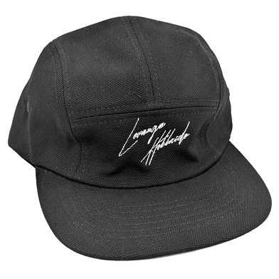 ロゴ刺繍キャップ