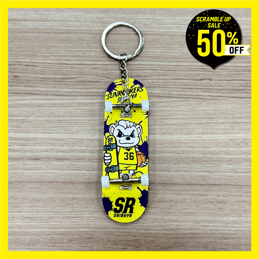 ＼　SCRAMBLE UP SALE 対象品　／サンディースケートボードキーホルダー 詳細画像 ‐ 3