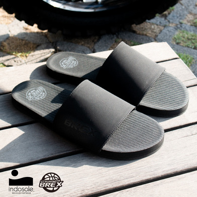 indosole × BREX ESSNTLS SLIDE